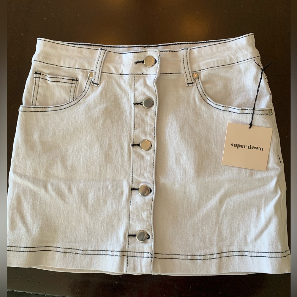 Superdown white denim with black stitch matching skirt set!